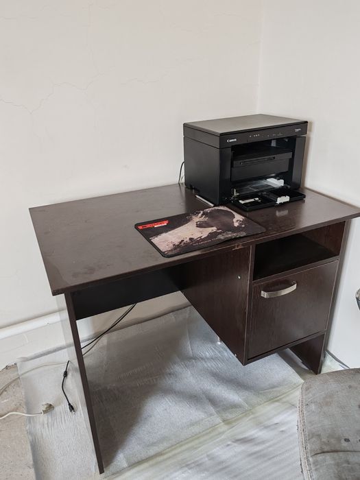 Продам шкаф стол