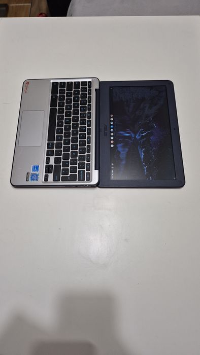 Laptop Asus Chromebook C202