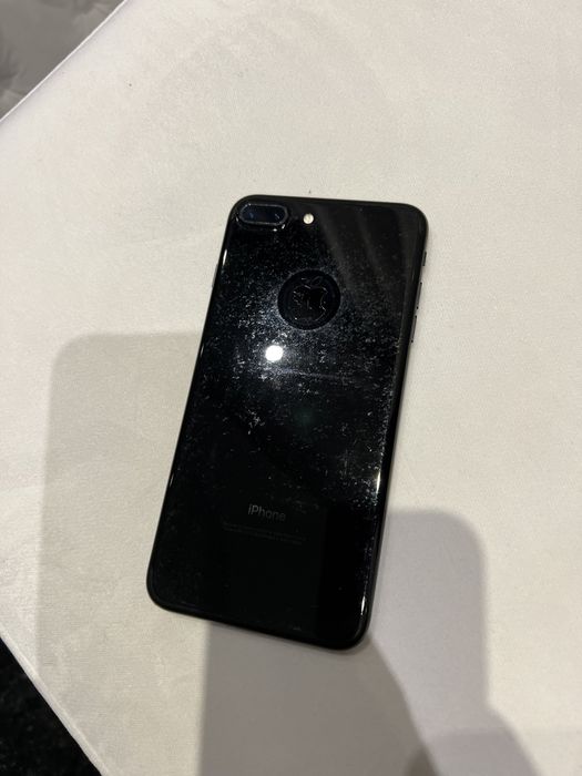 Продавам Iphone 7 plus , 128 GB
