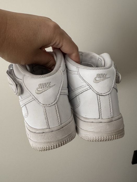 Продам кроссовки nike оригинал унисекс