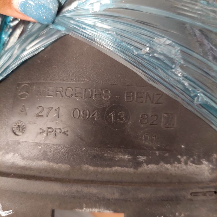 М271 Въздуховод за Мерцедес Ц класа 180 компресор,  200 компресор