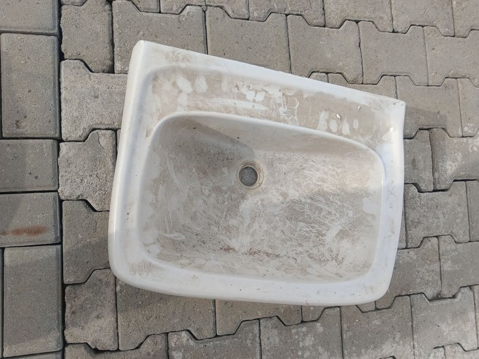 Продам раковину с пьедесталом