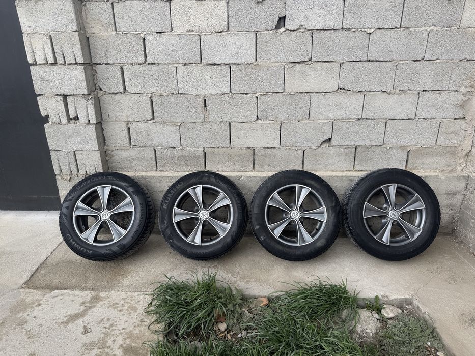 Продам диски с шинами R16