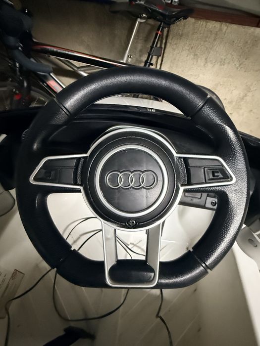 Детски акумулаторен автомобил Audi
