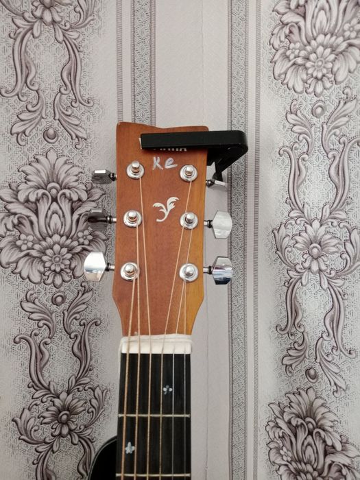 Yamaha F310 гитара