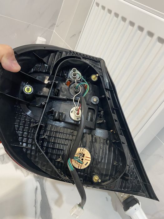 Продам фонарь Камри 30