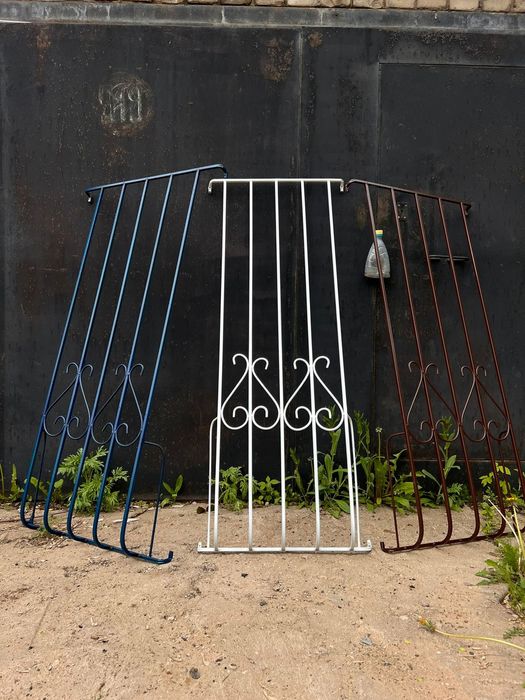 Решетки на окна казырьки оградки стоп малыш железные двери навес.