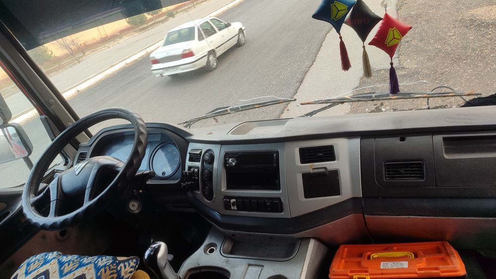 Fanon sotiladi 2009yil