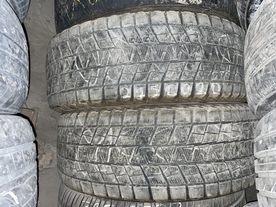 Продам шины 275,60 р20 2шт зимние