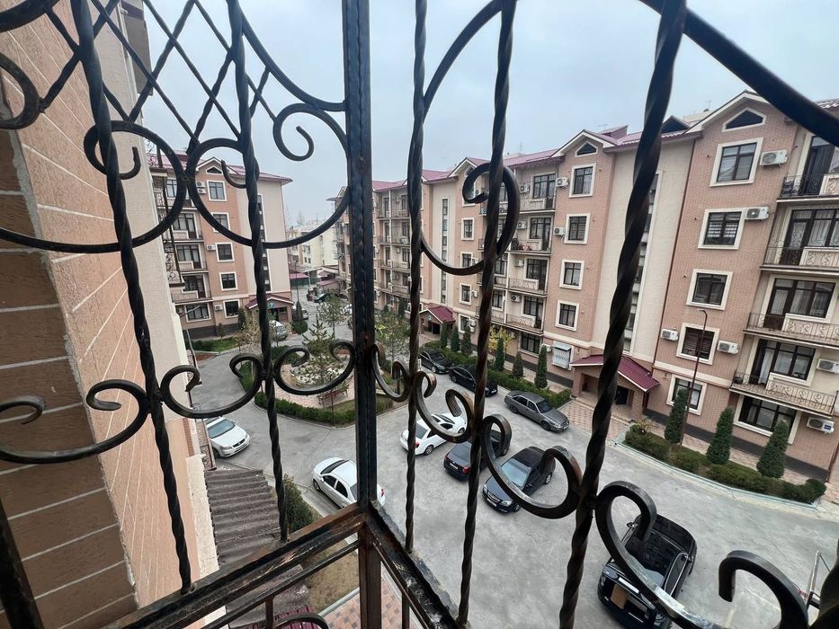 Golden house yangi beltepa 4-xona 125 kv 4 etaj