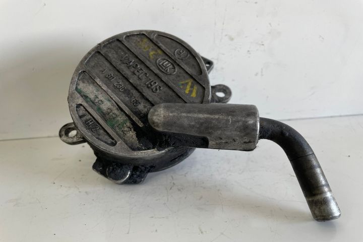 Pompa vacuum A6112300065 A6112300065 Mercedes-Benz C-Class W203/S203/
