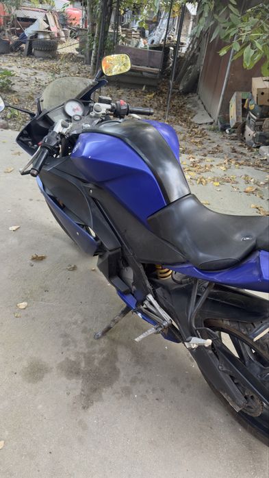 Yamaha YZF R-125