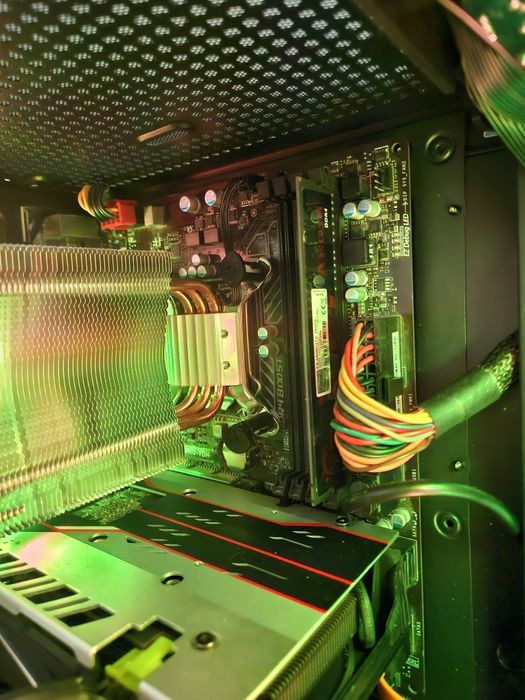 PC Gaming i7 7700K 16GB Ram Video 8GB