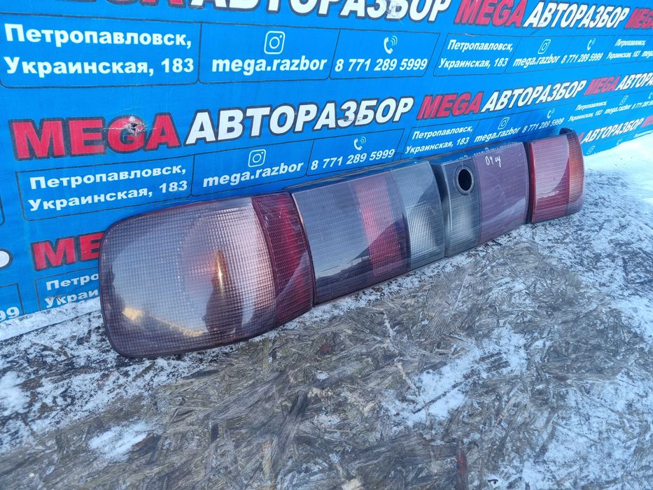 Задняя оптика Audi 80 B4