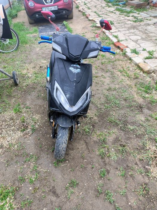 Скутер Peda Raketa