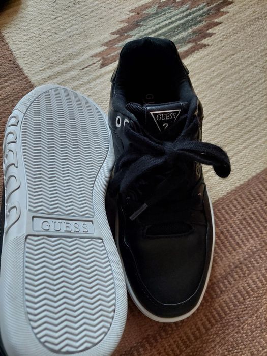 Adidasi Guess 37