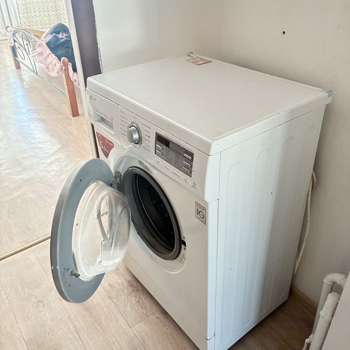 Продам стиральную машину
