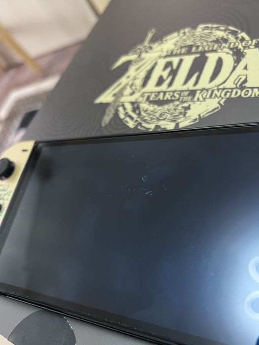 Nintendo Switch OLED. Zelda Edition