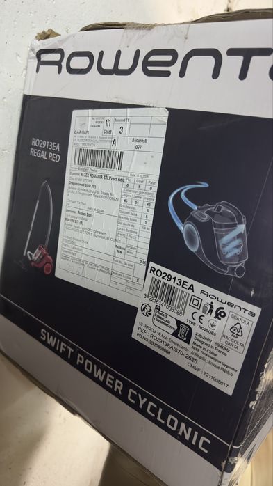 Aspirator fara sac ROWENTA Swift Power Cyclonic 750w sigilat