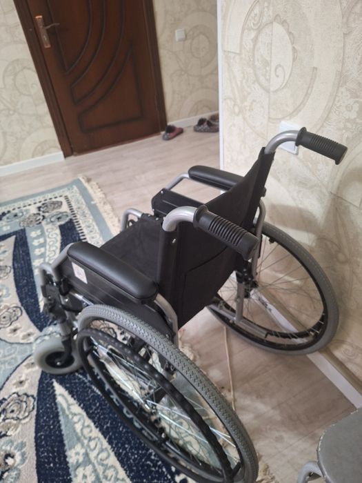 Инвалидная коляска новая 70000 тг