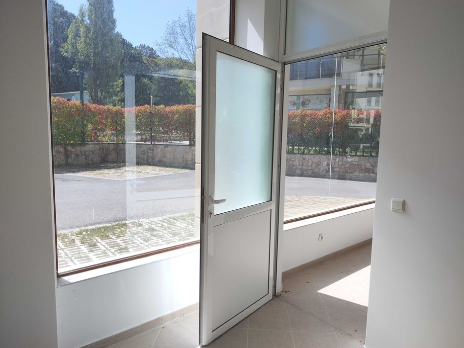 Продава се Ателие в с. Шкорпиловци, Област Варна - 61 кв.м за 2000 €/кв.м - Снимка #10