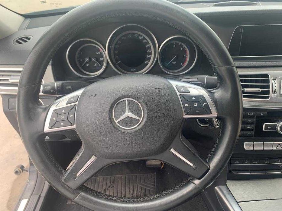 Dezmembrez mercedes e class w212 facelift/e220 euro 6 motor 651/