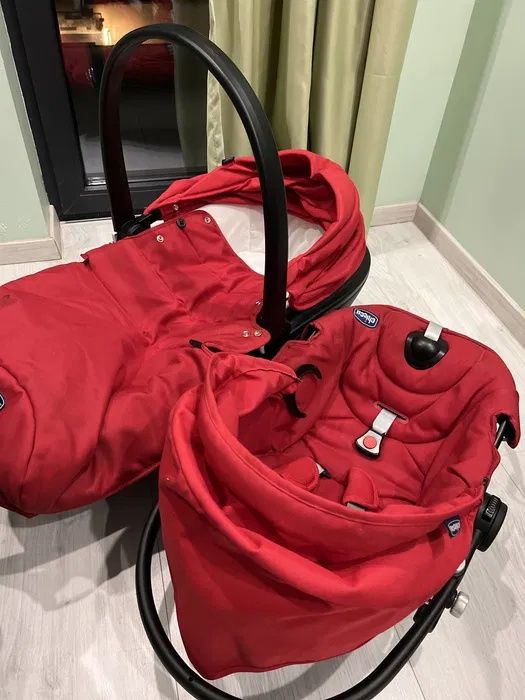 Carucior Chicco 3 in 1 visiniu