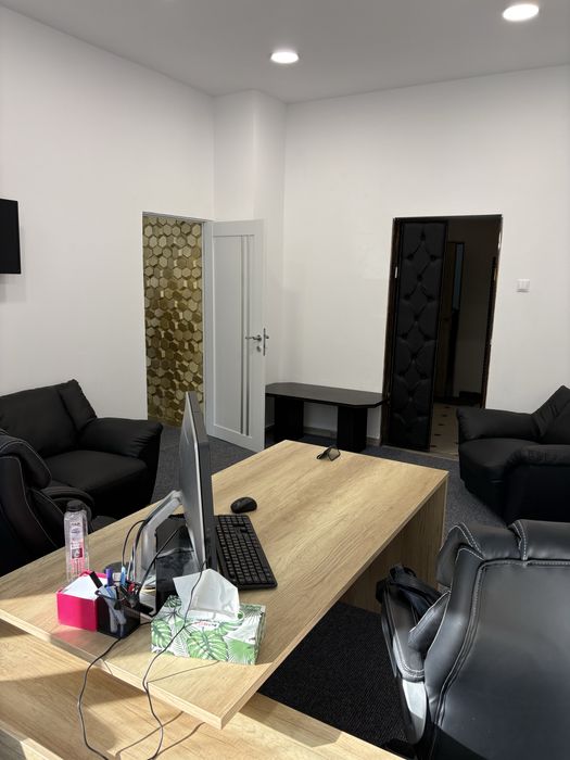 Spatiu comercial amenajat modern de inchiriat