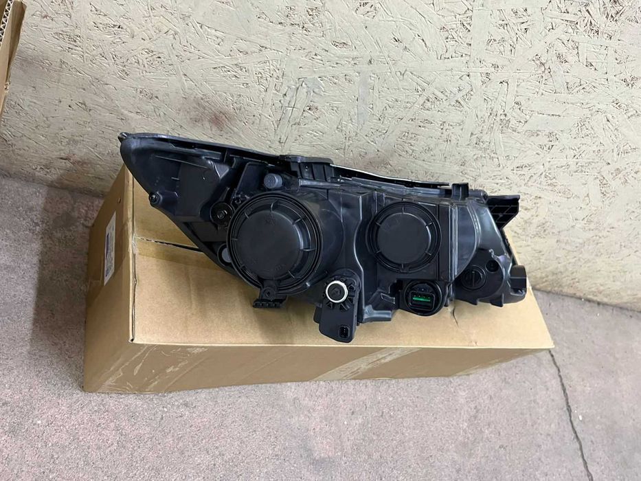 Фара (Левый и правый) на KIA Optima 2011- / КИА Оптима 2014