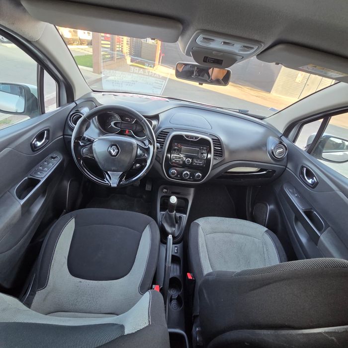 Renault Captur 1,5 D an 2014  impecabil 5200€