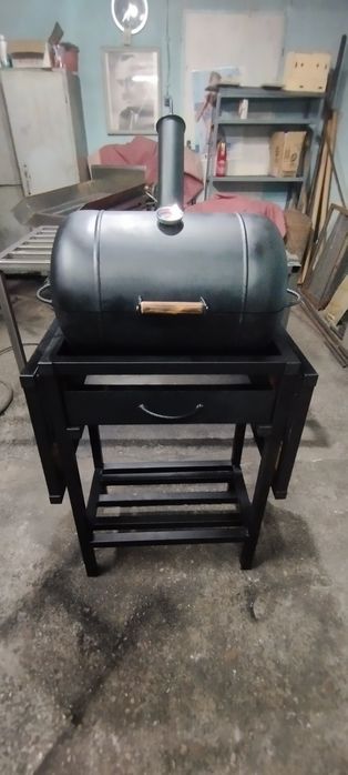 Ръчно изработено барбекю