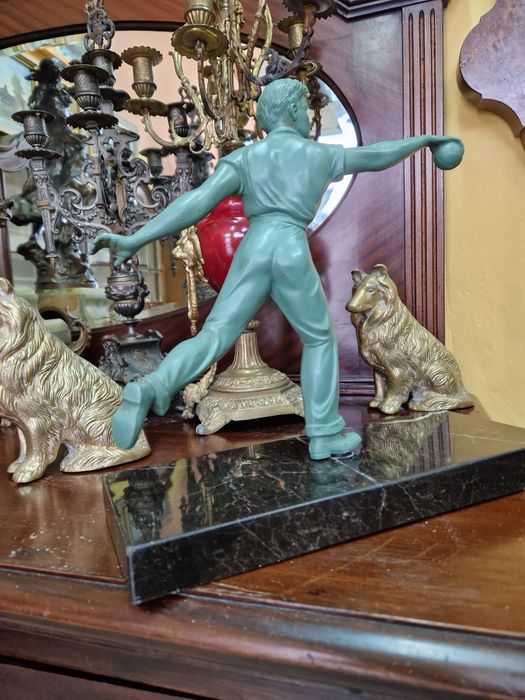 Страхотна антикварна френска фигура статуетка