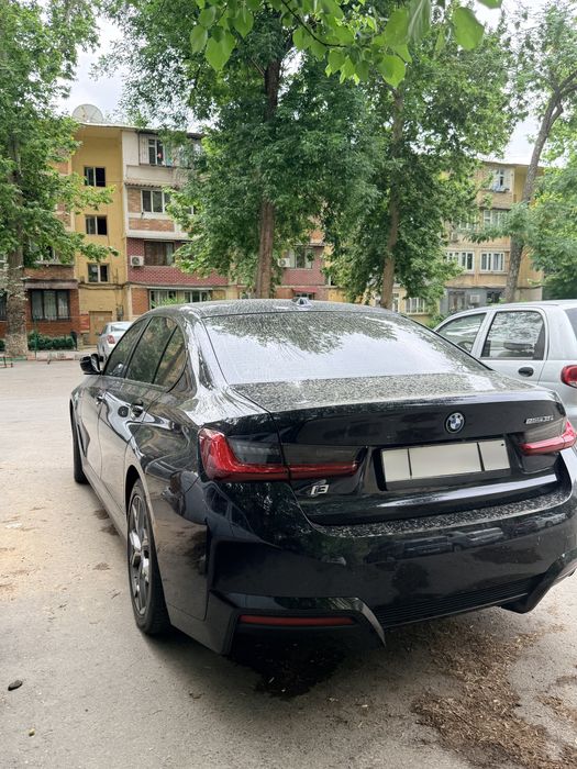 BMW i3 2023 — 2