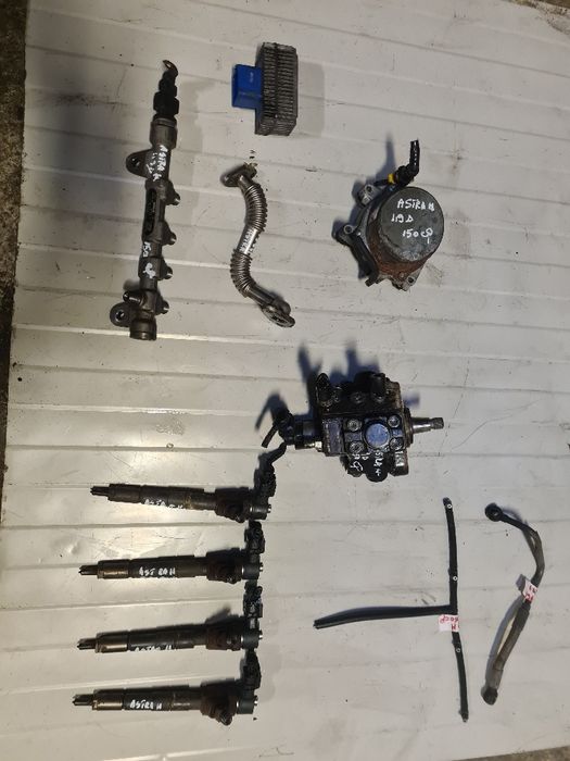 Injectoare,pompă inalta,vacuum opel astra h, zafira b, 1 9cdti,150 cp