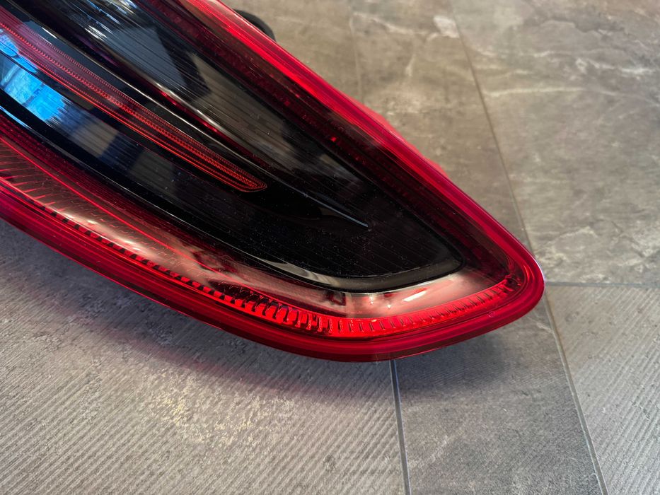 Заден стоп за Порше Макан/Porsche Macan 95B - десен - EU