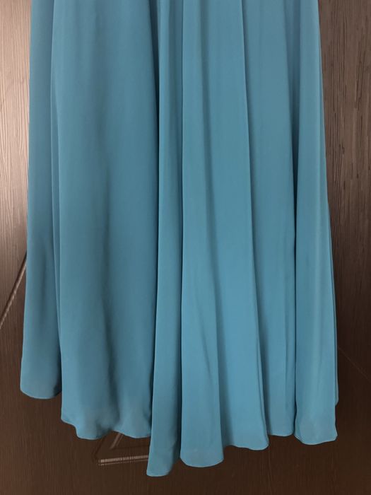 Официална рокля в тюркоазен цввт