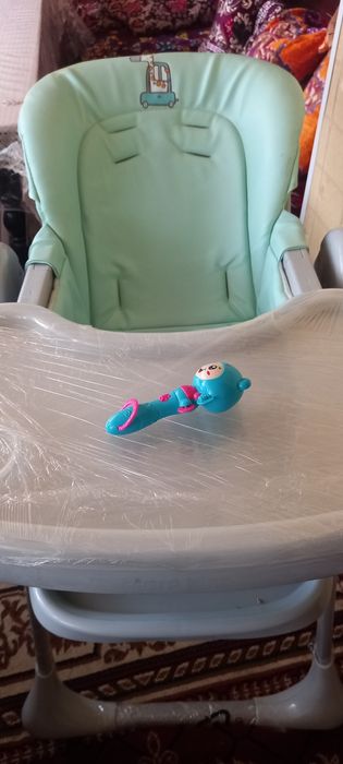 Bolalar stulchigi sotiladi