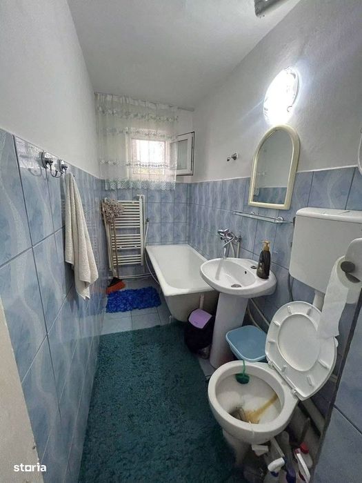 De vanzare apartament 3 camere, etajul 1, mobilat și utilat 49900euro