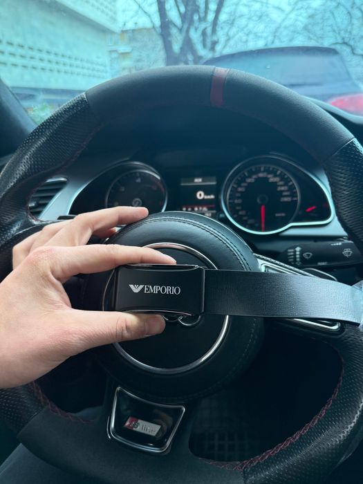 Колан EMPORIO Стилен и подходящ за официални поводи