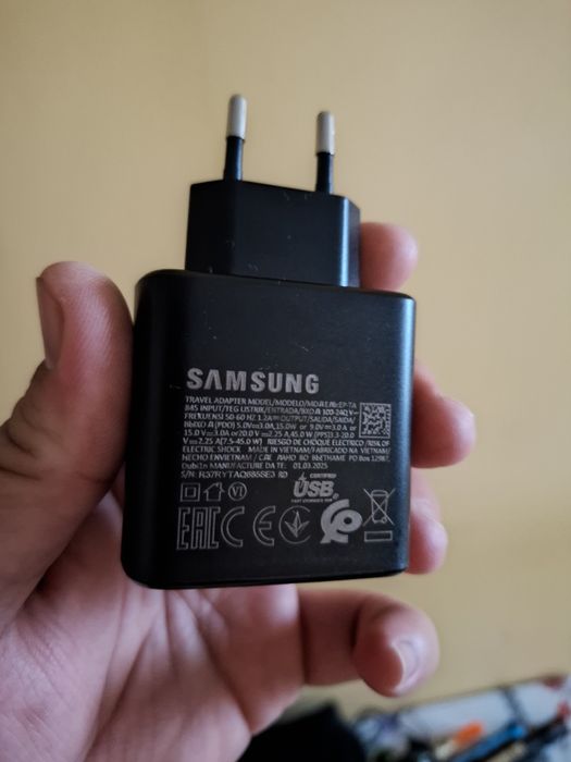 Продам Samsung Адаптер на 45W