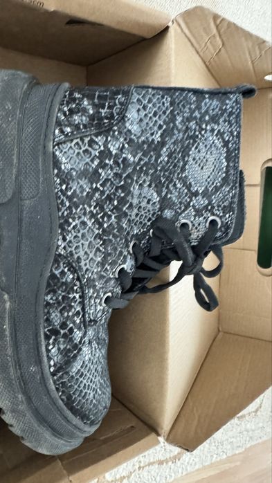 Детские сапоги 33р