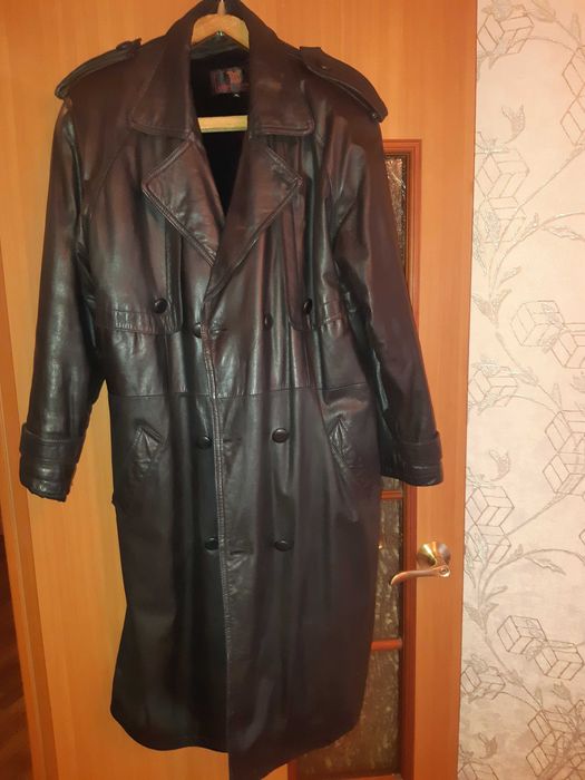 Кожаный плащ мужской