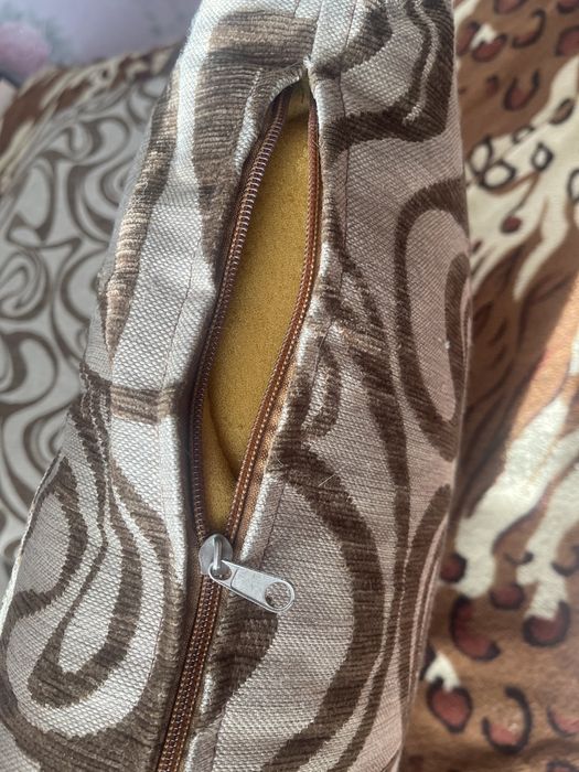 Продам подушки большие