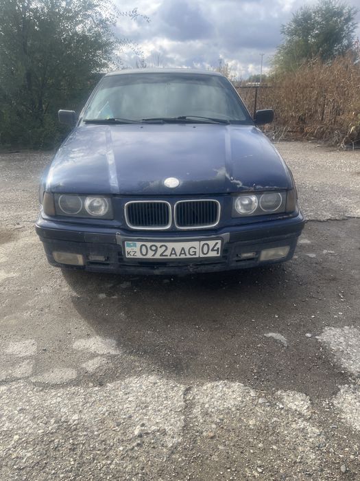 Продам БМВ 3.18 м43 газ бинзин