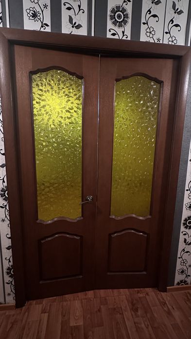 Двери межкомнатные деревянные