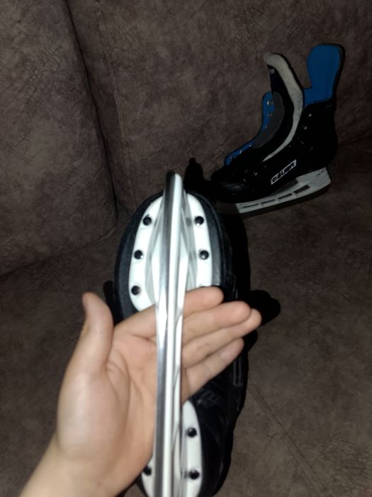 Продам коньки хоккейные Bauer Xlp
