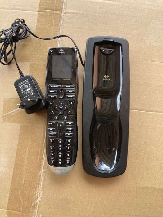 Telecomanda Universala Logitech Harmony One Universala cu Dock