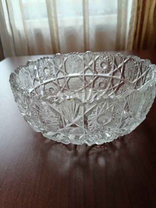 Хрустальная ваза