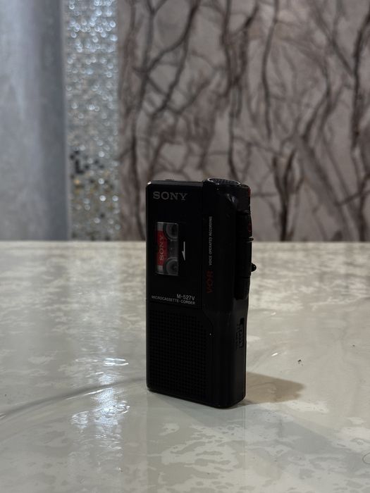 Диктофон с кассетой от SONY
