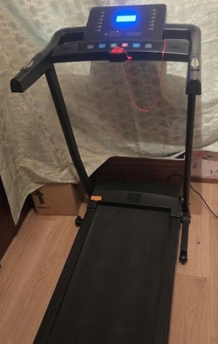 Продаётся беговая дорожка